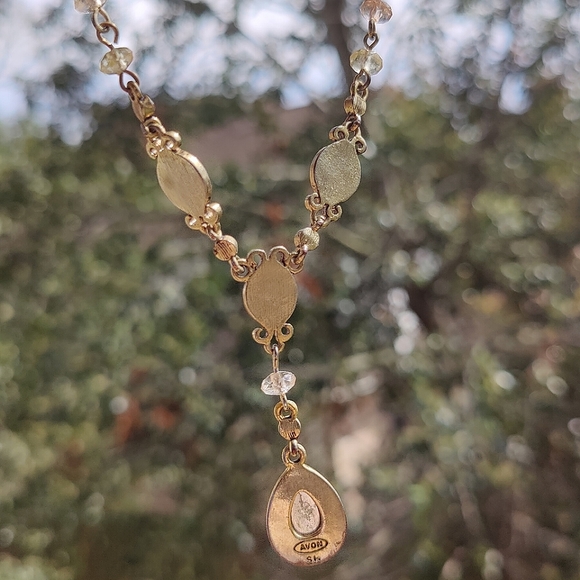 Avon | Vintage Faux Amber Goldtone Lariat Signed - Picture 8 of 8